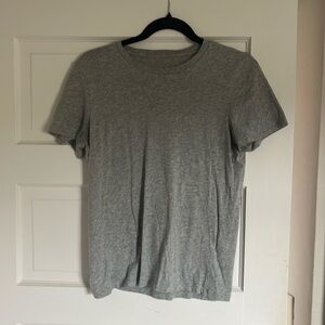 Everlane organic cotton t-shirt